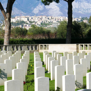 Vivi Minturno Scauri - Cimitero Inglese | viviminturnoscauri.it